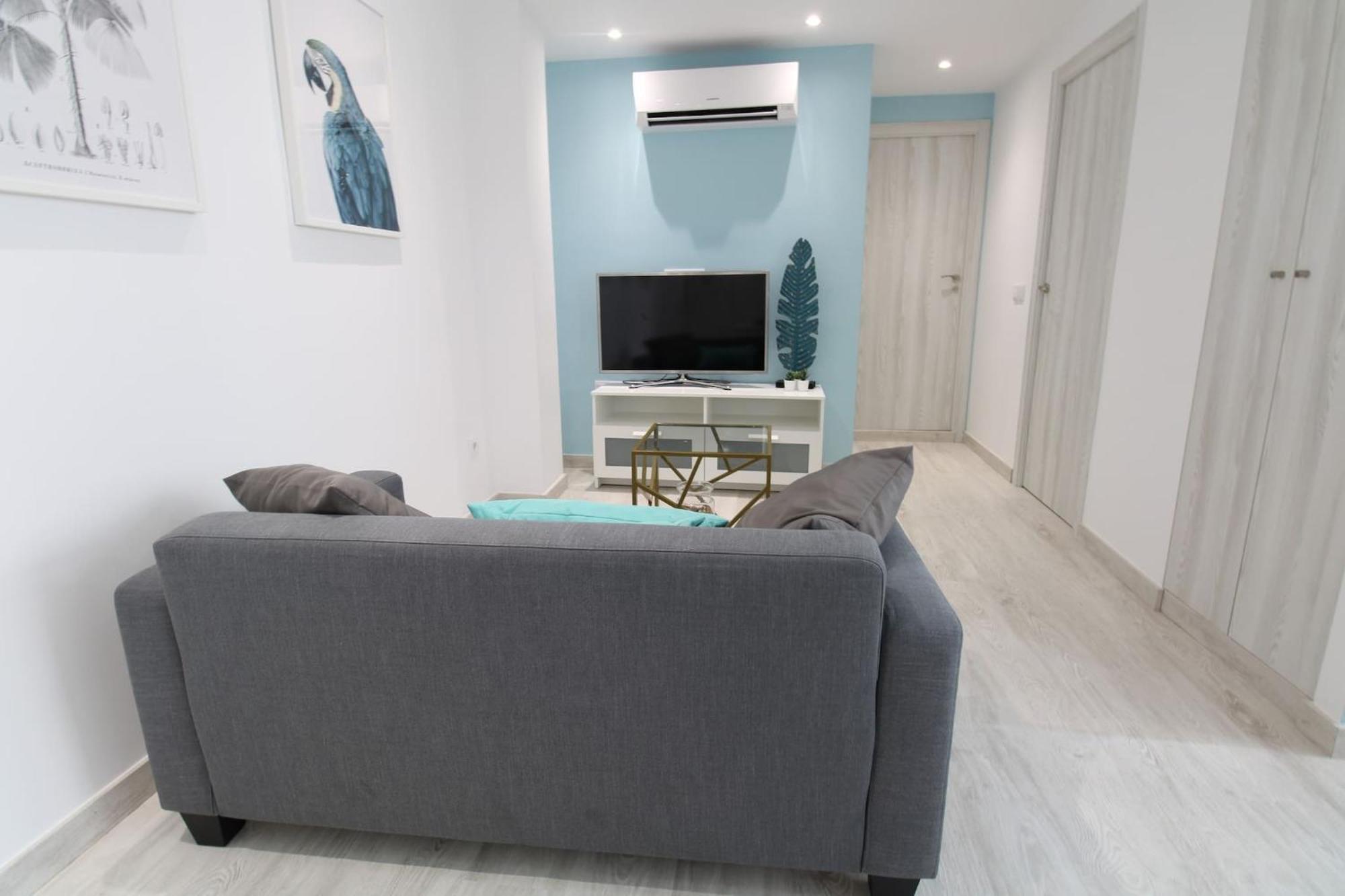Appartamento Apartamento en la playa a un paso de la casa museo Blasco Ibáñez Valenza Esterno foto